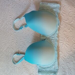 No Boundaries Womens size 38C Bra
